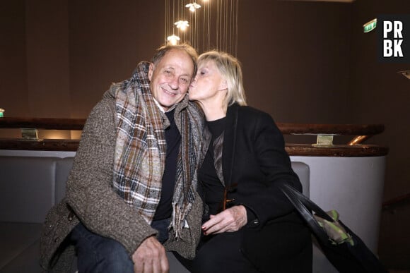 Exclusif - Chantal Ladesou et son mari Michel Ansault en backstage lors de la soirée "Des voix pour la vie" à l' Alhambra, au profit des associations Neuf de Coeur et Adrien. Paris, le 20 novembre 2023. © Cédric Perrin/Bestimage