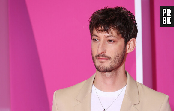 Pierre Niney - Projection de la série "Fiasco" lors de la 7ème saison de 'CanneSeries' à Cannes le 8 avril 2024. © Denis Guignebourg/Bestimage