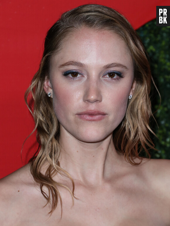 Maika Monroe lors du photocall de la soirée GQ Men of the Year au Benedict Estate à Beverly Hills le 6 décembre 2018.