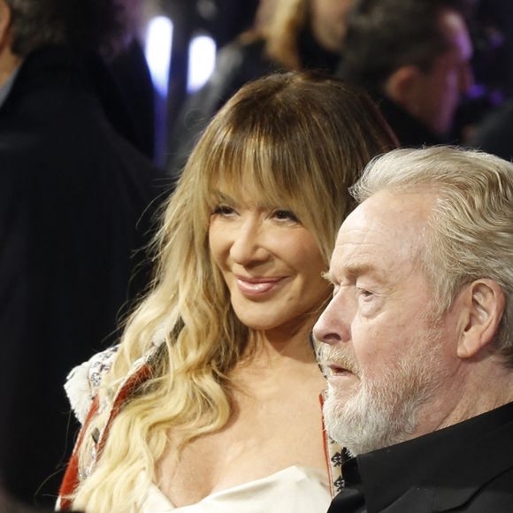 Ridley Scott et Giannina Facio - Londres, ROYAUME-UNI - Les invités foulent le tapis rouge ce soir lors de la première britannique. Le 16 novembre 2023