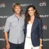 Eric Christian Olsen and Daniela Ruah au photocall "A Tribute to NCIS Universe" lors du PaleyFest LA 2022 à Los Angeles, le 10 avril 2022.