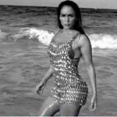 Jennifer Lopez ... Super sexy dans I'm Into You ... son nouveau clip (VIDEO)