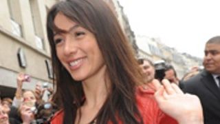 Alexandra Carré Viiip fait le buzz ... Ses révélations sur sa bisexualité