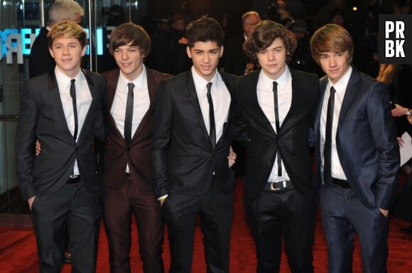 Harry Styles, avec les One Direction sur le tapis rouge