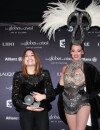 Izia toute heureuse de son prix aux Globes de Cristal 2012