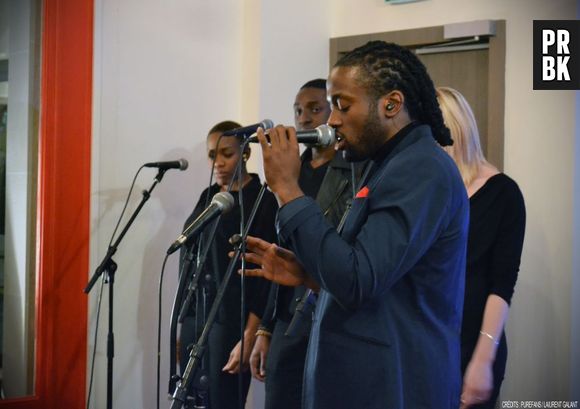 NJ lors de son showcase chez Sony Music pour présenter son EP "Le Calme avant le Tempo"