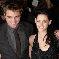 Robert Pattinson et Kristen Stewart VS Justin Bieber et Selena Gomez : quel couple idéal pour le Twilight érotique ?