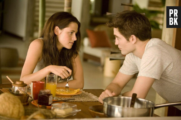 Robert Pattinson et Kristen Stewart dans Twilight 4