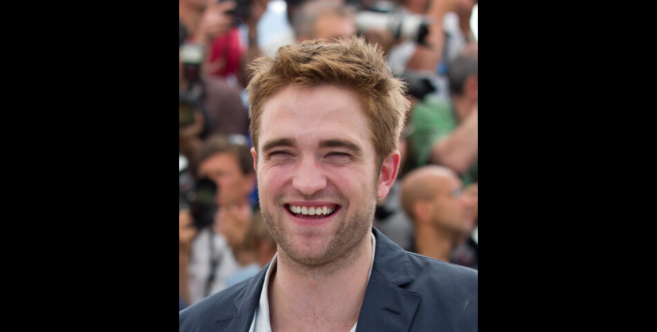 Robert Pattinson trop cute à Cannes
