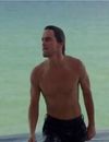 Matt Bomer enlève le haut dans une vidéo promo de la saison 4 de FBI duo très spécial