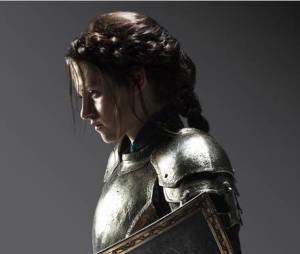 Kristen Stewart incarne une Blanche Neige guerrière !