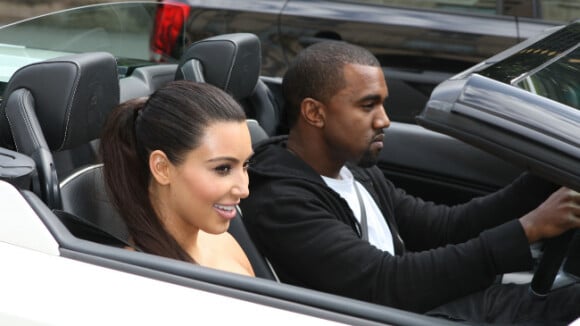Kim Kardashian et Kanye West à Paris : belle-maman s'incruste pour leur WE en amoureux ! (PHOTOS)