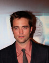 Robert Pattinson   très sexy
