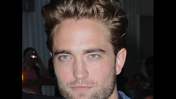 Robert Pattinson : Kristen Stewart qui met ses fringues ? Ça le fout en rogne !