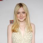 Robert Pattinson et Kristen Stewart : Twilight coulé par leur déchirement ? Dakota Fanning a sa petite idée