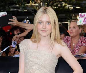Dakota Fanning est l'une des meilleures amies de Kristen Stewart