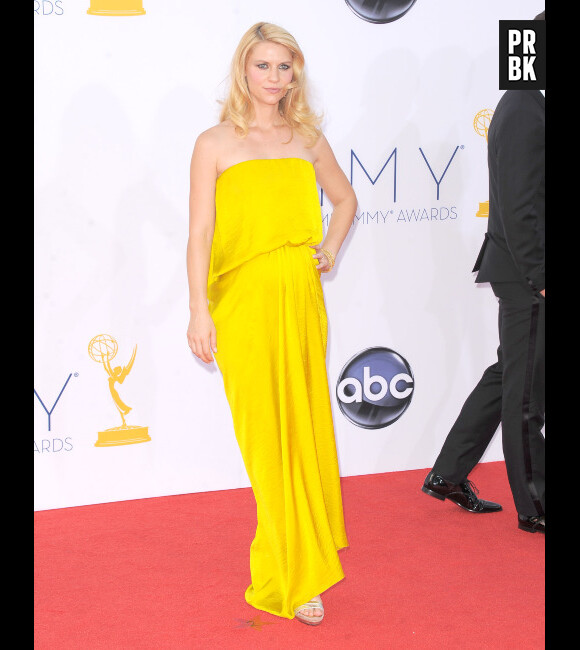 Le jaune a porté chance à Claire Danes aux Emmy Awards 2012