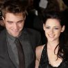 Robert Pattinson et Kristen Stewart lors de la promo de Twilight