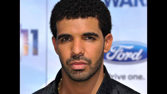 Drake : Enfin bachelier... à 25 ans ! Il était temps !