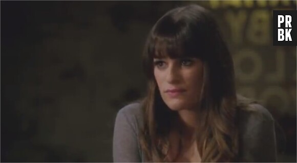 Rachel reçoit une invitation dans Glee !