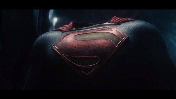 Man of Steel : Superman se dévoile dans une nouvelle bande-annonce très sombre (VIDEO)