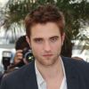 Robert Pattinson voudrait la surprendre avec son titre !