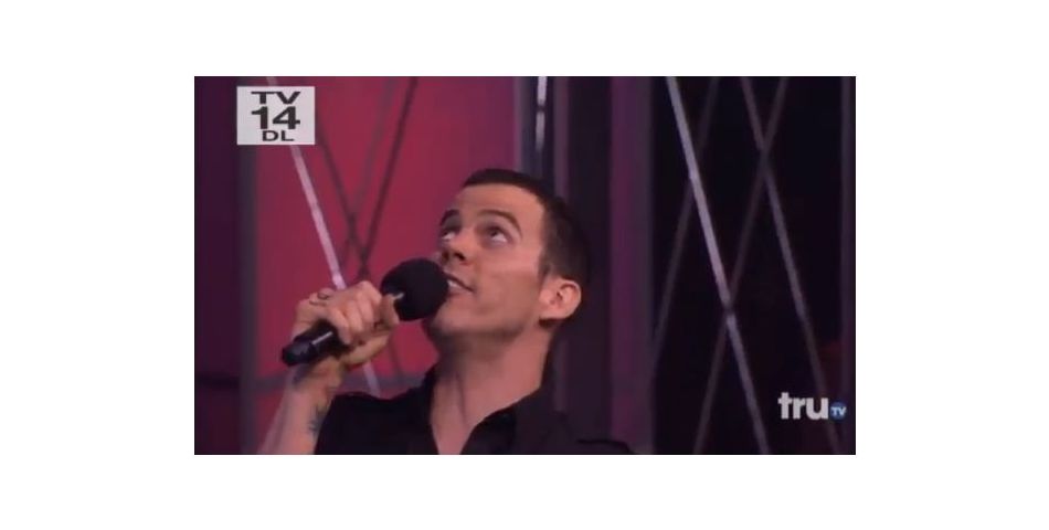 Steve-O s&#039;éclate à la présentation