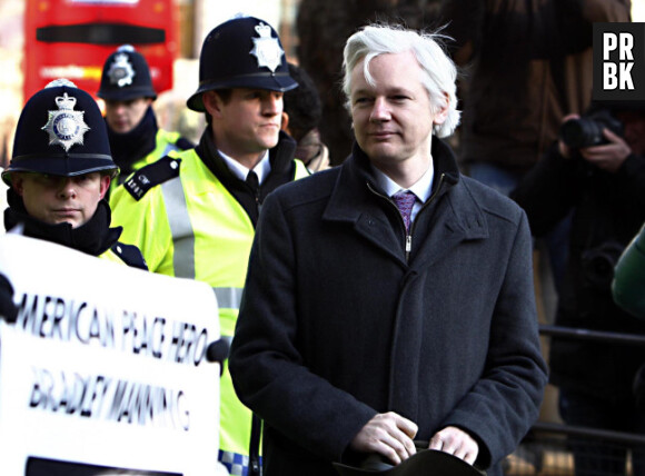 Julian Assange critique le film sur Wikileaks