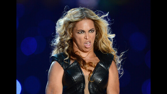 Beyoncé au Super Bowl 2013 : les photos moches ? Elle veut les censurer