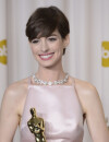 Anne Hathaway avait peur de porter une robe similaire à celle d'une autre star