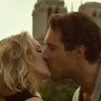Amour & Turbulence : bande-annonce aérienne pour Nicolas Bedos et Ludivine Sagnier !