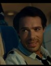 Ludivigne Sagnier et Nicolas Bedos, ambiance tendue dans l'avion dans le film Amour et Turbulences