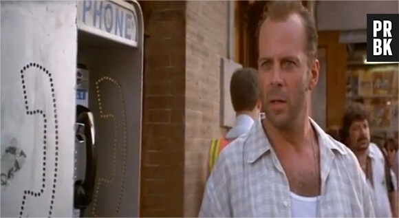 Bruce Willis face à Nabilla dans une vidéo buzz