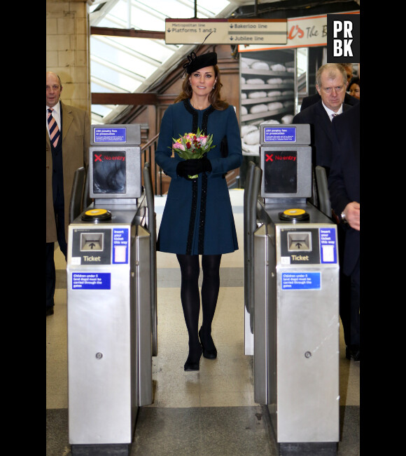 Kate Middleton en visite pour les 150 ans du métro de Londres