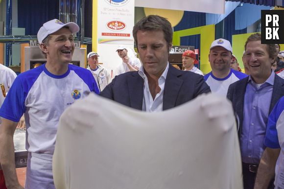 Le Prince Emmanuel Philibert de Savoie sur le tournage de sa prochaine émission au Championnat du monde de la pizza, le 17 avril 2013 à Parme