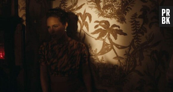 Alicia Keys mystérieuse dans le clip de Fire We Make