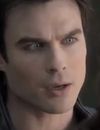 Damon se glisse dans la tête d'Elena dans The Vampire Diaries