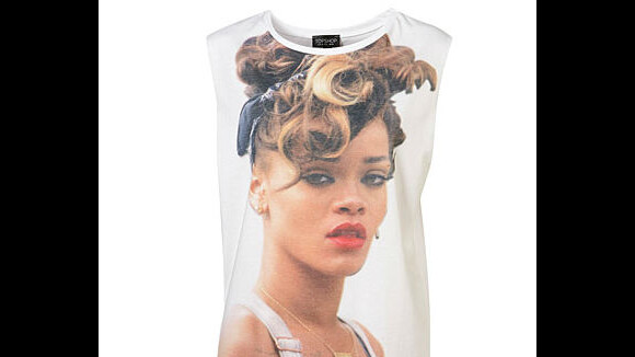 Rihanna VS Topshop : sa tête sur un t-shirt ? C'est 5 millions de dollars !