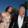 Alain Delon et Marine Lorphelin très classes pour la projection de Plein Soleil au Festival de Cannes 2013