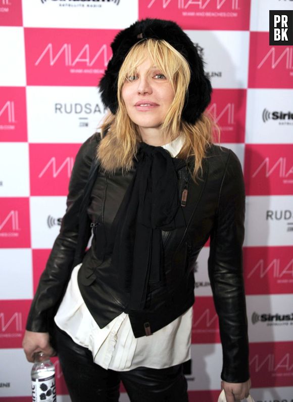 Courtney Love vient en aide à Amanda Bynes