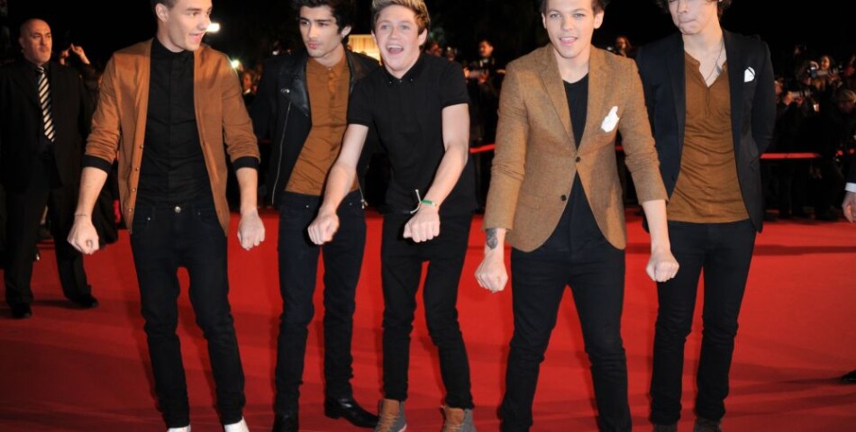 One Direction ne s&#039;habille pas tous les jours comme sur les tapis-rouges