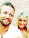 Les Anges 5 : Aurélie a-t-elle voulu copier Benjamin avec son tatouage ?