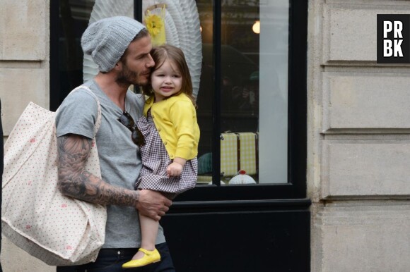 David Beckham et sa fille Harper dans les rues de Paris en mai 2013