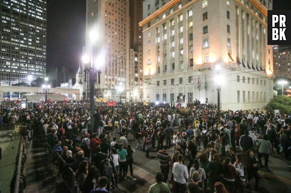 Plus de 100 000 manifestants ont défilé à Sao Paulo au Brésil ce jeudi