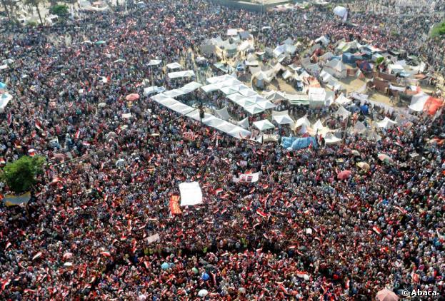16 morts lundi dans un rassemblement pro-Morsi