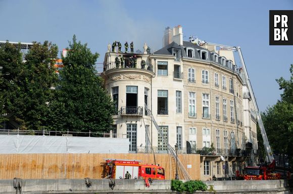 L'hôtel Lambert a pris feu à Paris entre la nuit du mardi 9 juillet et mercredi 10 juillet 2013