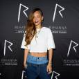 Rihanna, streetwear mais sexy pour River Island