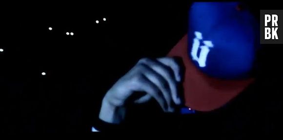 Booba - Pirates, le clip tourné en live au Zénith (extrait de l'album "Futur")