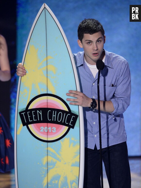 Logan Lerman aux Teen Choice Awards 2013