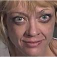 Lisa Robin Kelly (au centre en rouge) connue pour son rôle de Laurie Forman dans That 70s Show est morte
